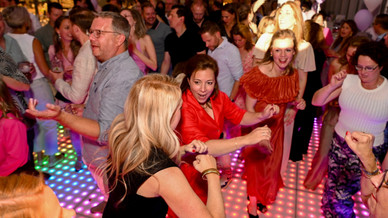 Feest in Maaspoort trouwlocatie